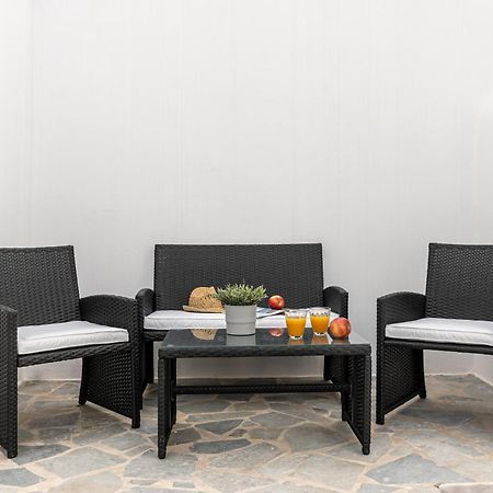شقة The White Stone House Naxos City المظهر الخارجي الصورة